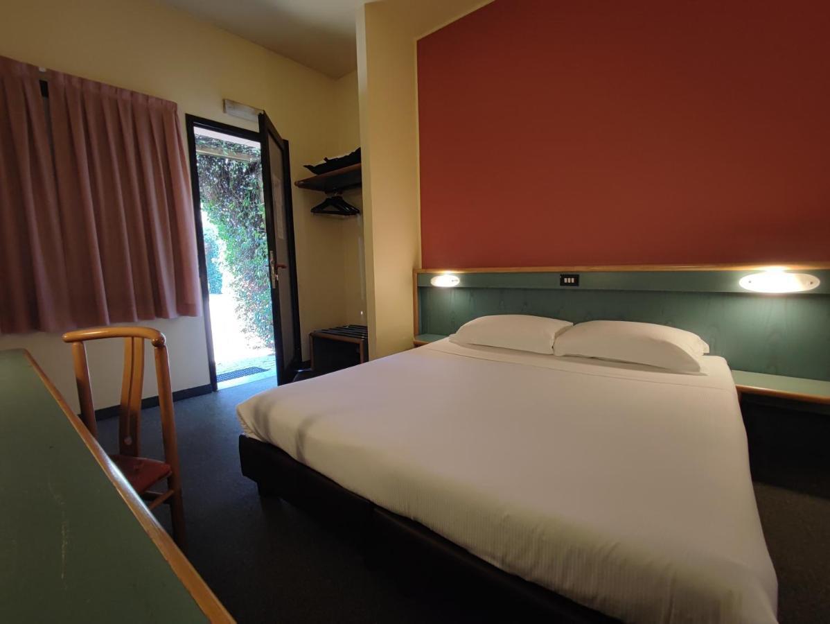 Stay Hotel Brunello Exterior foto